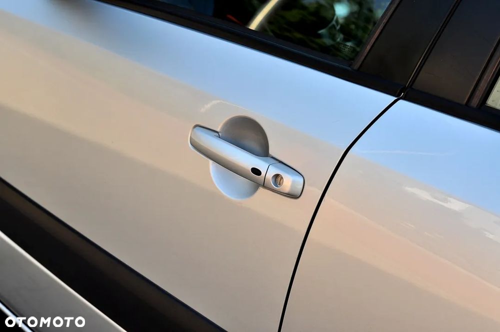 Suzuki SX4 1.6 VVT Automatic 4x2 Style - 15