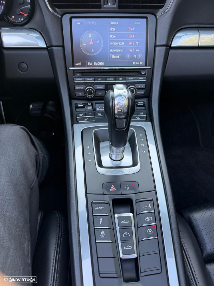 Porsche 911 Série F - 16