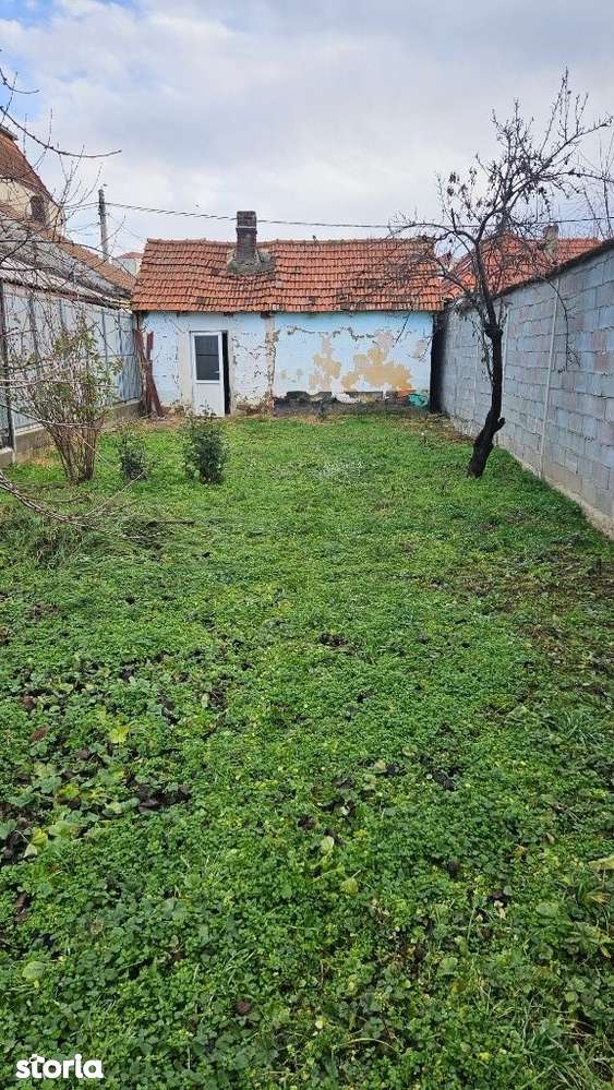 Casa veche,teren 250 mp str.Mestesugarilor-Iosia - Imagine principală: 4/9