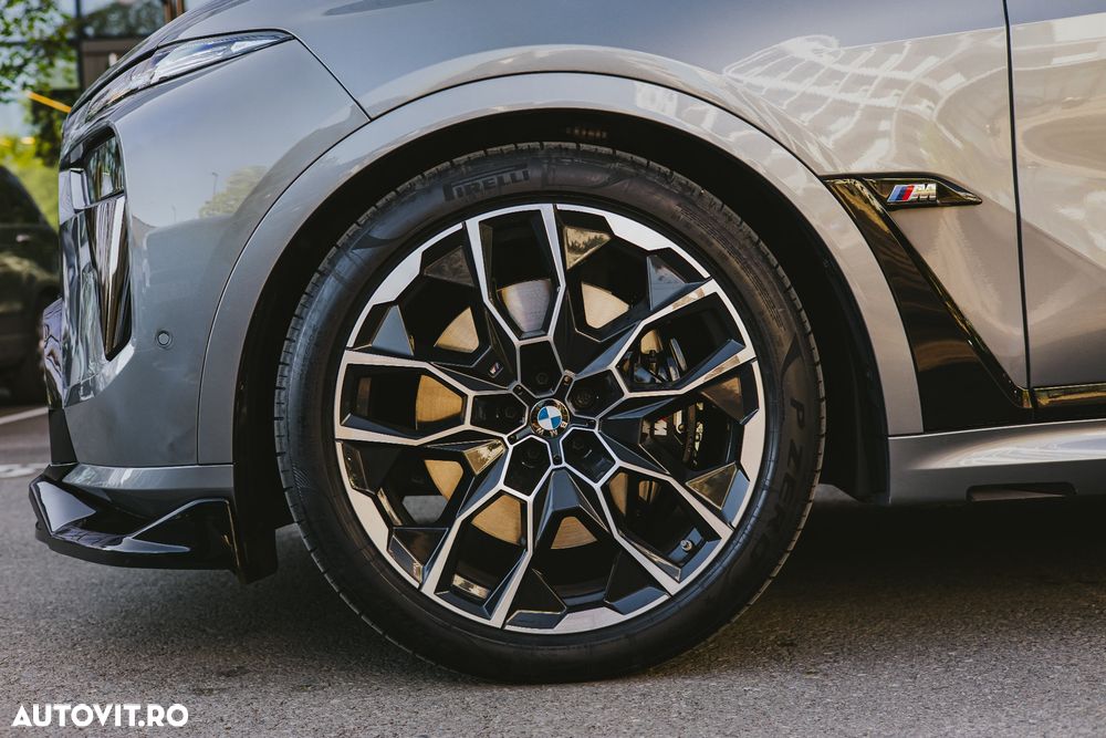 BMW X7 M60i xDrive AT MHEV - 7