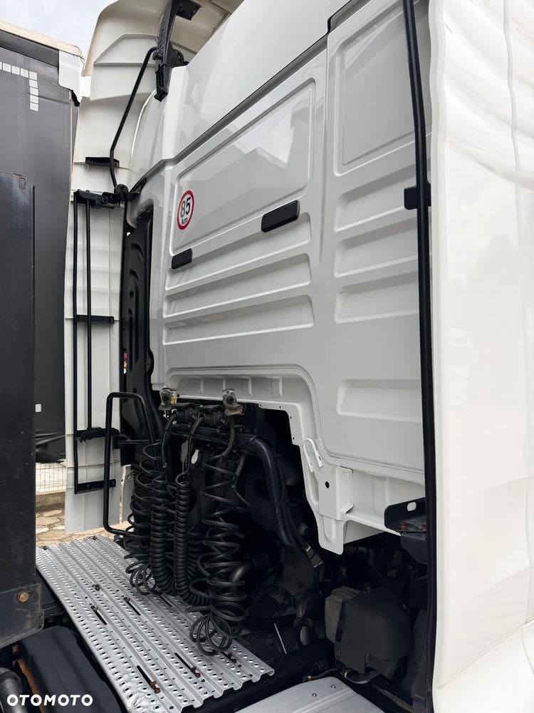 MAN TGX 18.460 MEGA / RETARDER / TYLKO 568 149 KM PRZEBIEGU / BARDZO ŁADNE OPONY / LOW DECK / CAŁY NA PODUSZCE / 2018 ROK !! - 9