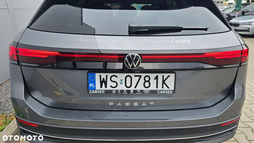 Volkswagen Passat - 14