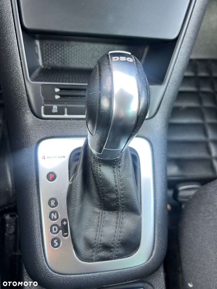 Volkswagen Tiguan 2.0 TDI DPF 4Motion BlueMotion Technology DSG Lounge Track & Style - 6