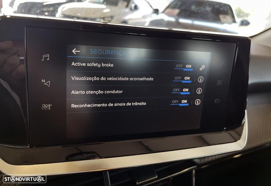 Peugeot 208 1.2 PureTech Active Pack - 19