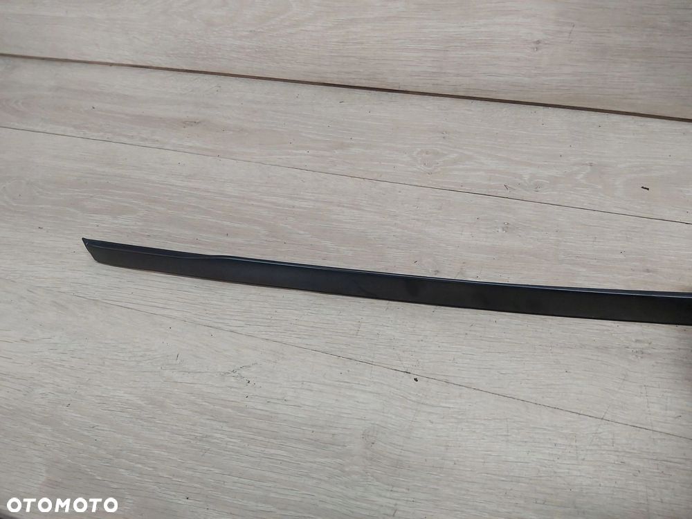 Toyota Prius IV 1,8 xw50 listwa uszczelka szyby przód prawa 75535-47020 - 3