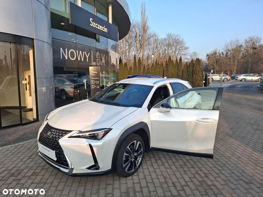 Lexus UX - 9