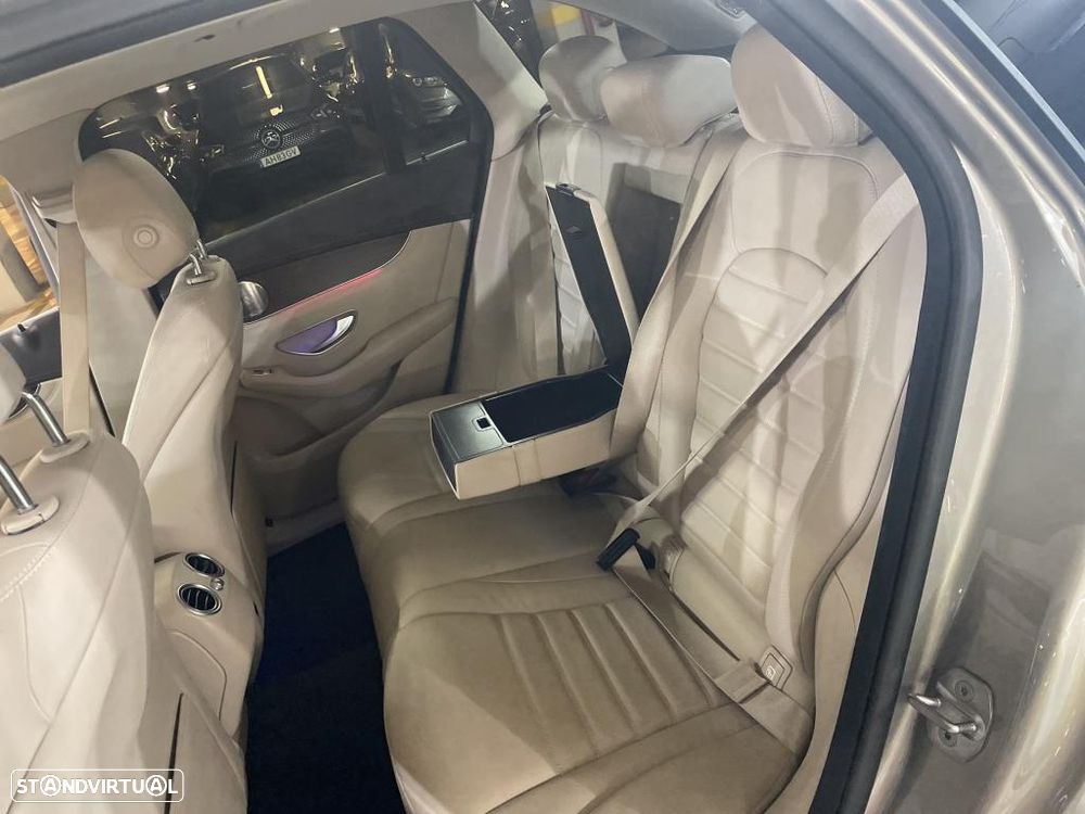 Mercedes-Benz GLC 300 e 4Matic - 9