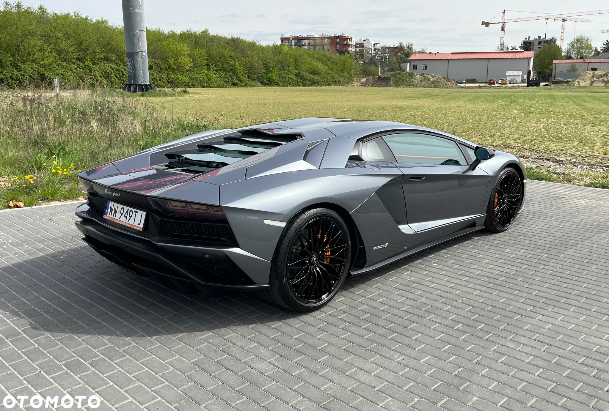 Lamborghini Aventador S - 25