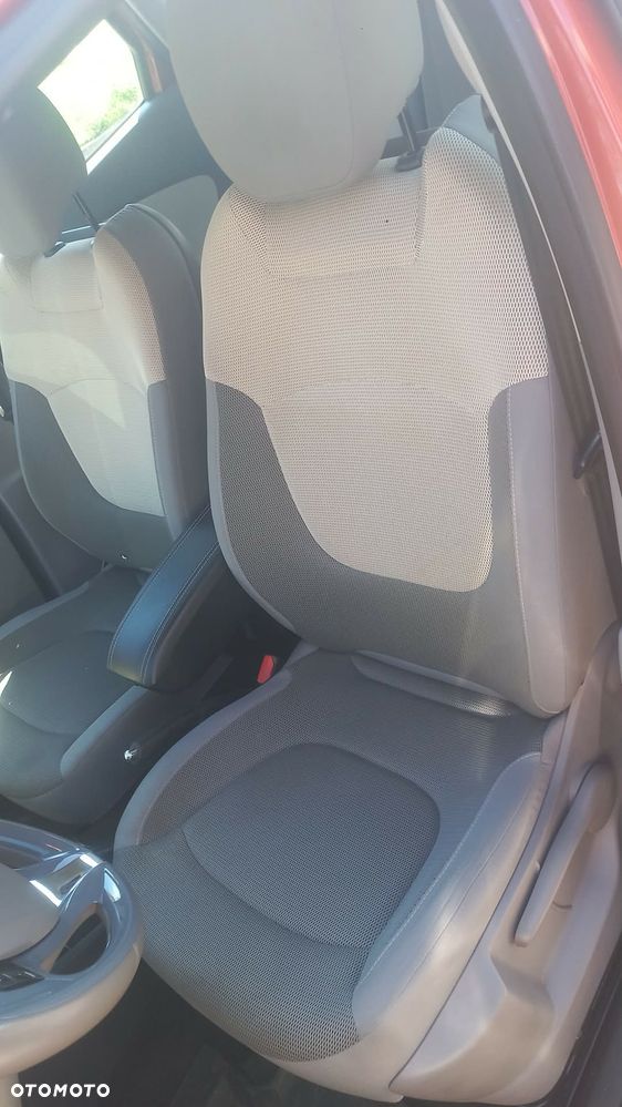 Renault Captur 1.2 Energy TCe Zen Plus EDC - 12