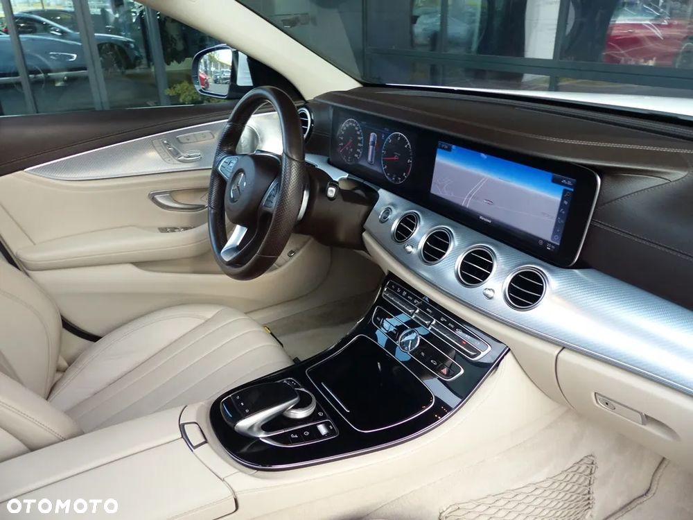 Mercedes-Benz Klasa E 350 d 4-Matic All-Terrain - 19