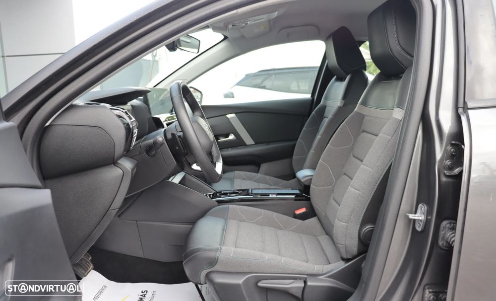 Citroën C4 1.2 PureTech Shine EAT8 - 13