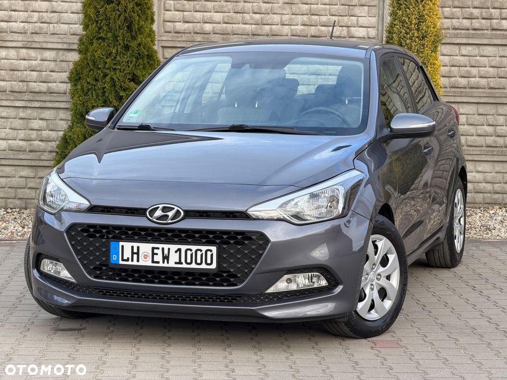 Hyundai i20 blue 1.2 YES Gold - 1
