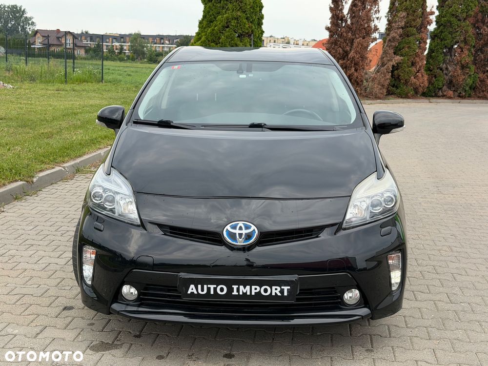 Toyota Prius 1.8 HSD Prestige - 2