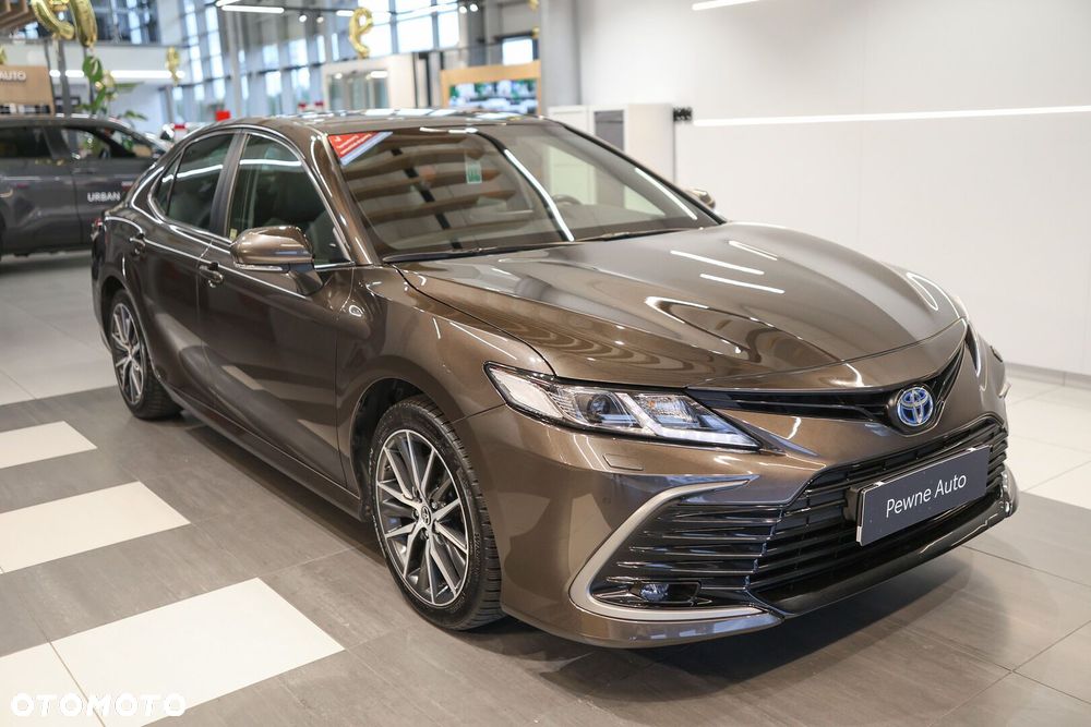 Toyota Camry 2.5 Hybrid Prestige CVT - 3