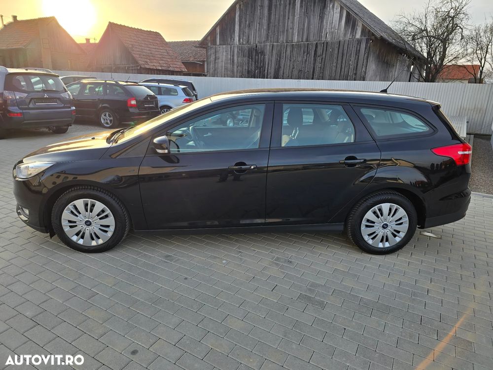 Ford Focus 1.5 TDCi DPF Start-Stopp-System Trend - 10