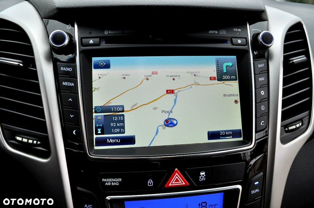 Hyundai i30 1.6 CRDi BlueDrive Premium - 33