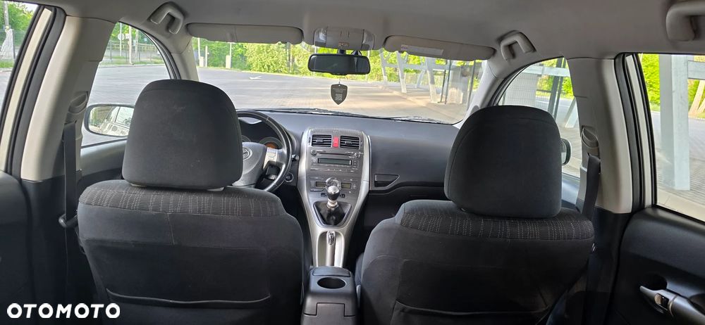 Toyota Auris 2.0 D-4D Premium - 14