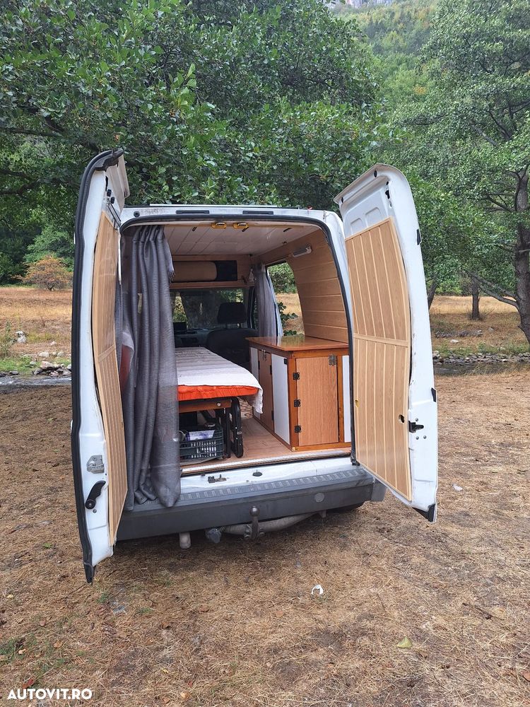 Ford Transit Connect - 8