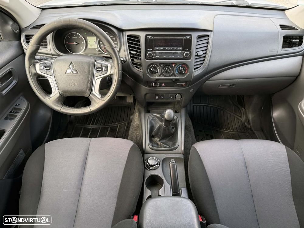 Mitsubishi L200 - 26