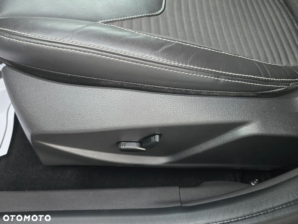 Ford Focus - 29
