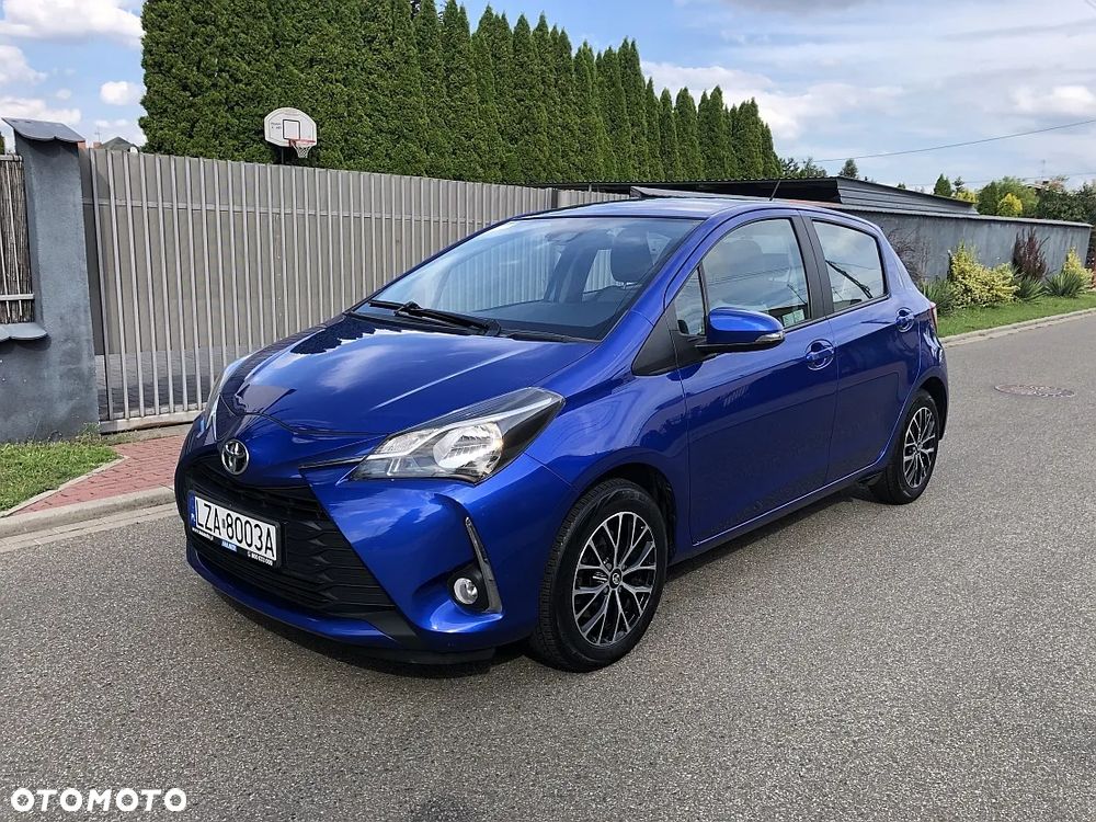 Toyota Yaris 1.5 Premium - 9