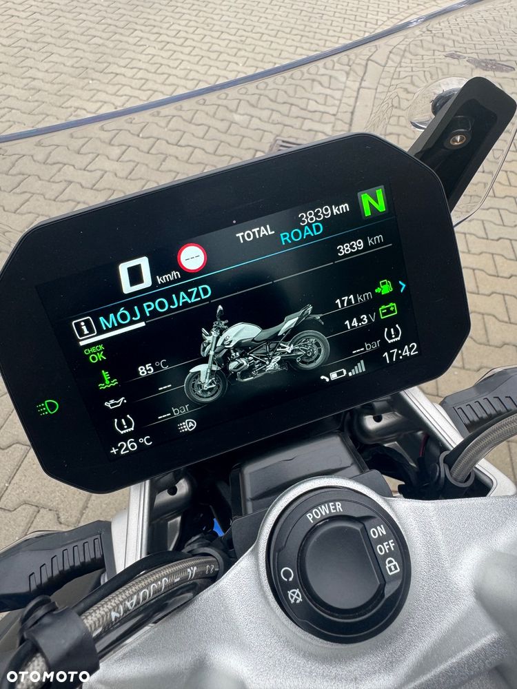 BMW R - 6