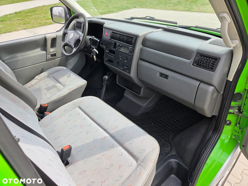 Volkswagen Transporter L - 10