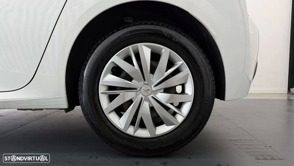 Peugeot 208 1.2 PureTech Active - 12