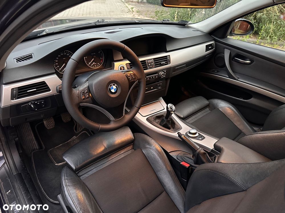 BMW Seria 3 320d - 6