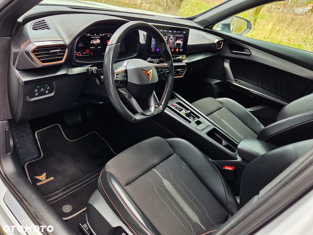 Cupra Formentor - 12