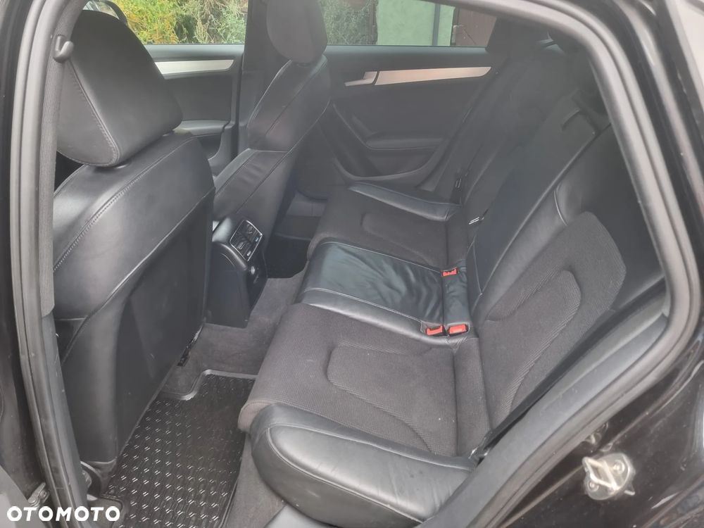 Audi A4 Limousine - 9