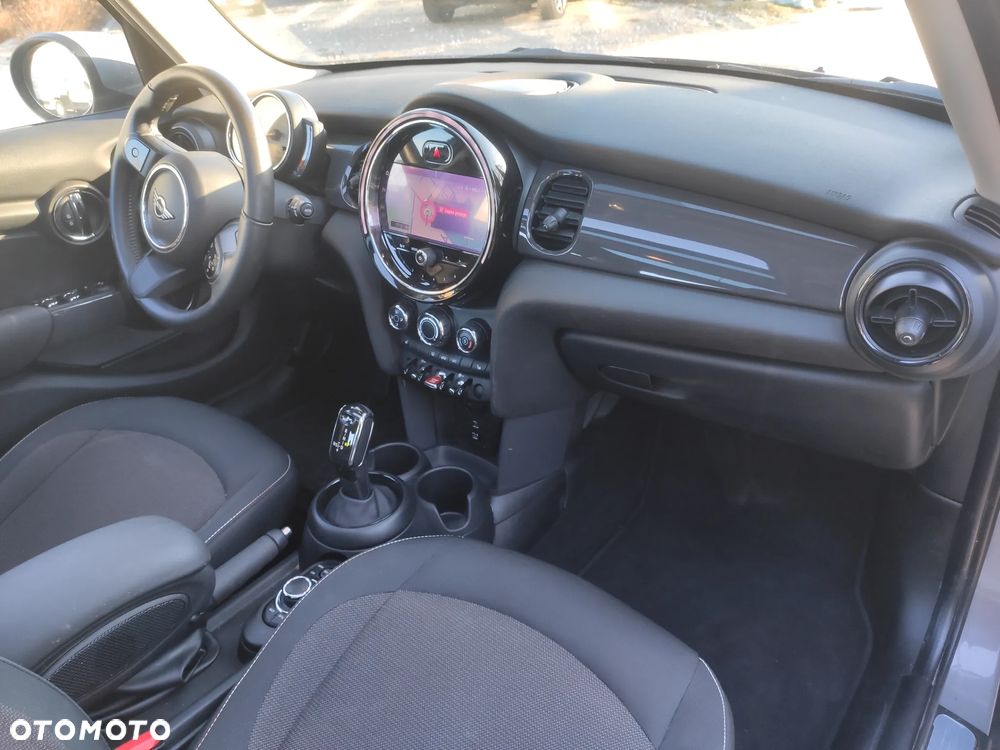 MINI ONE Standard - 18