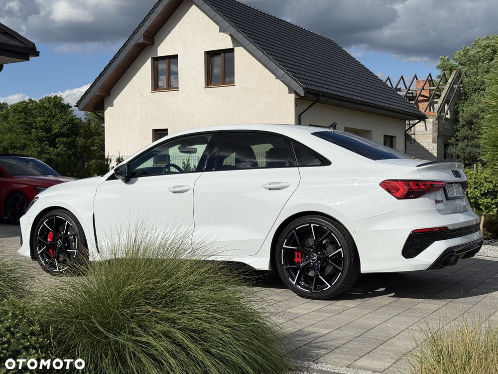 Audi RS3 Limousine TFSI Quattro S tronic - 9