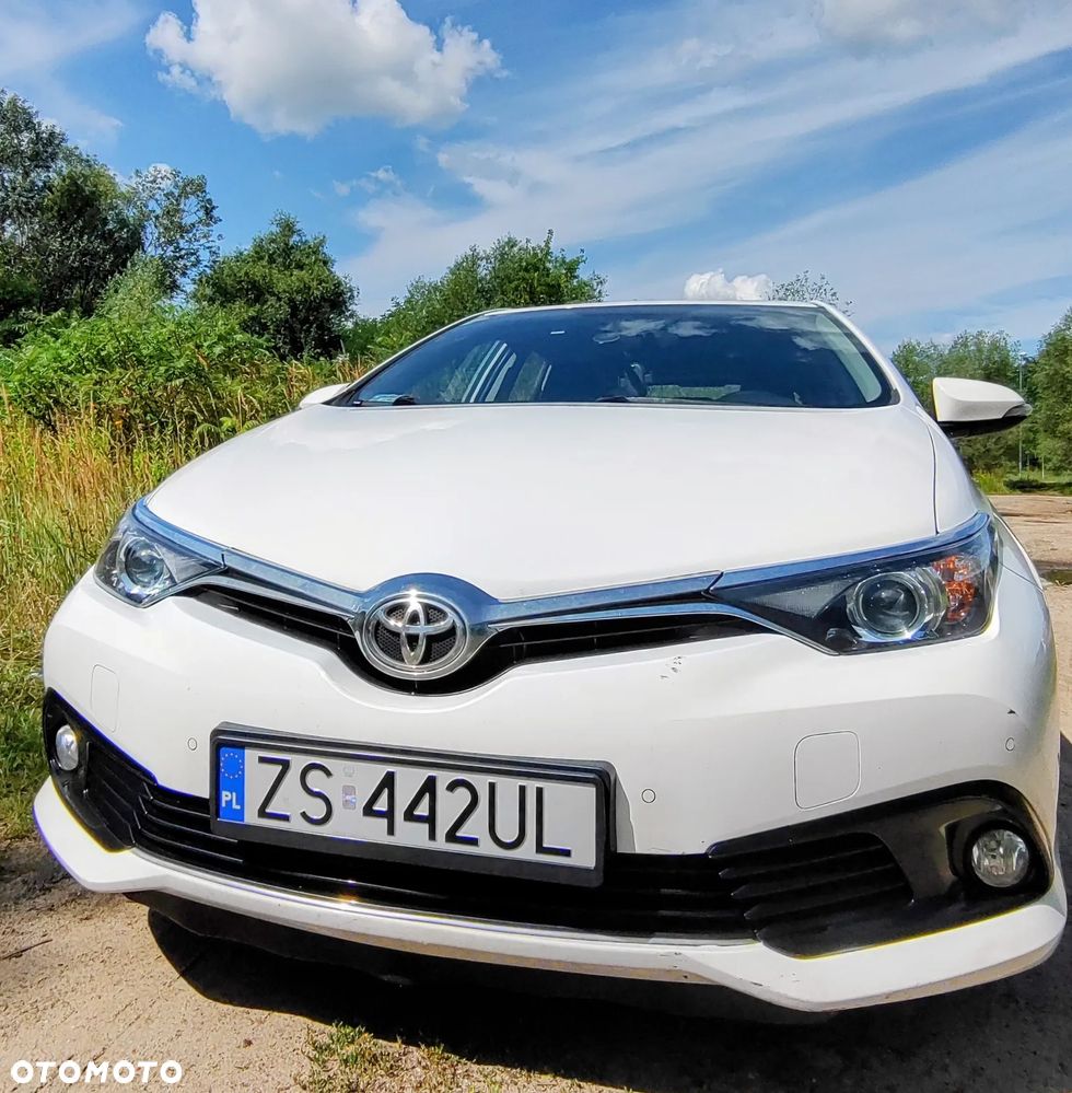 Toyota Auris 1.33 VVT-i Premium - 2