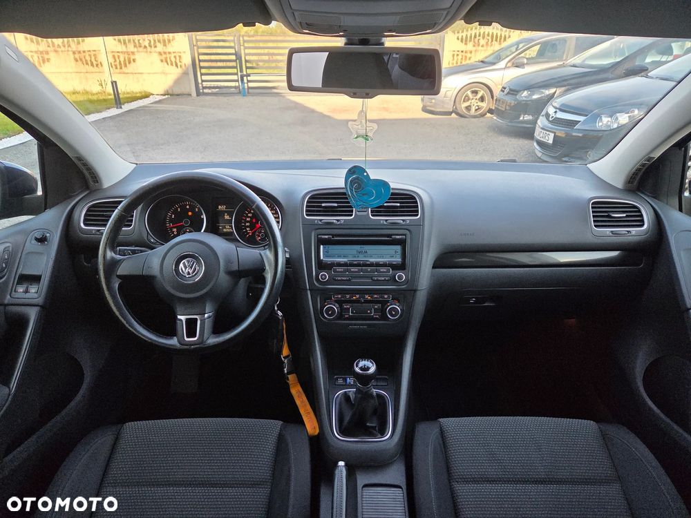 Volkswagen Golf 1.6 Comfortline - 5