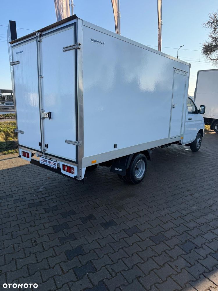BAW Light Truck - 5
