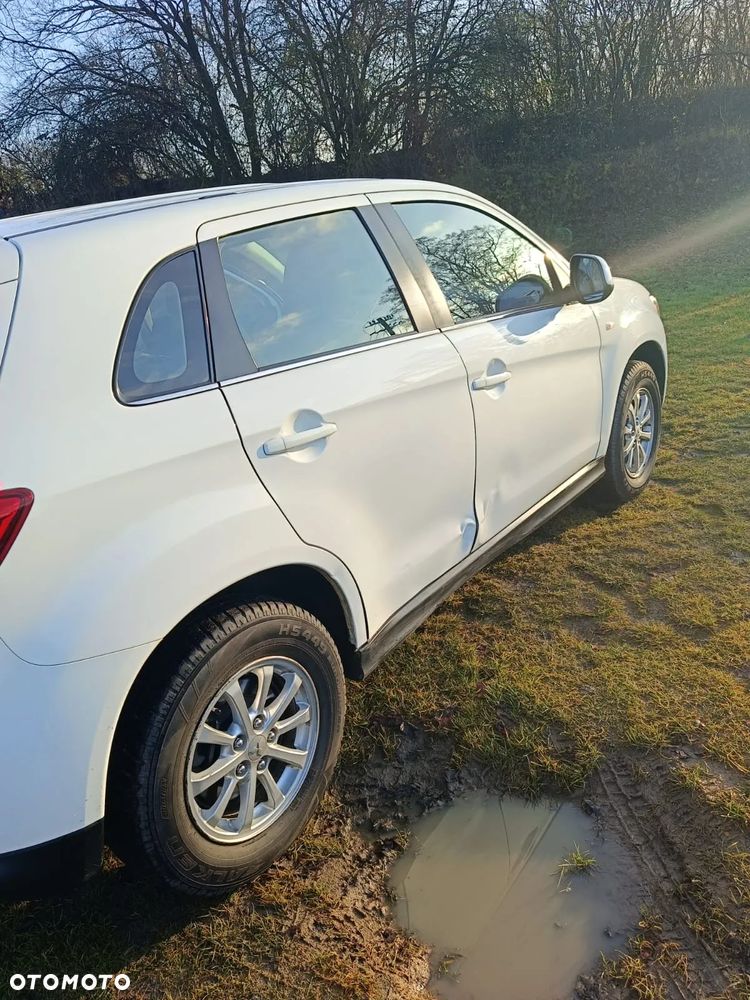 Mitsubishi ASX 1.6 Inform EU6 - 9