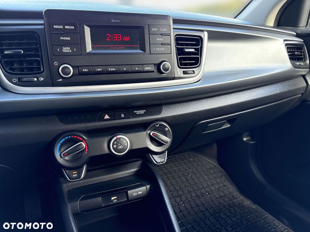 Kia Rio 1.2 M - 20