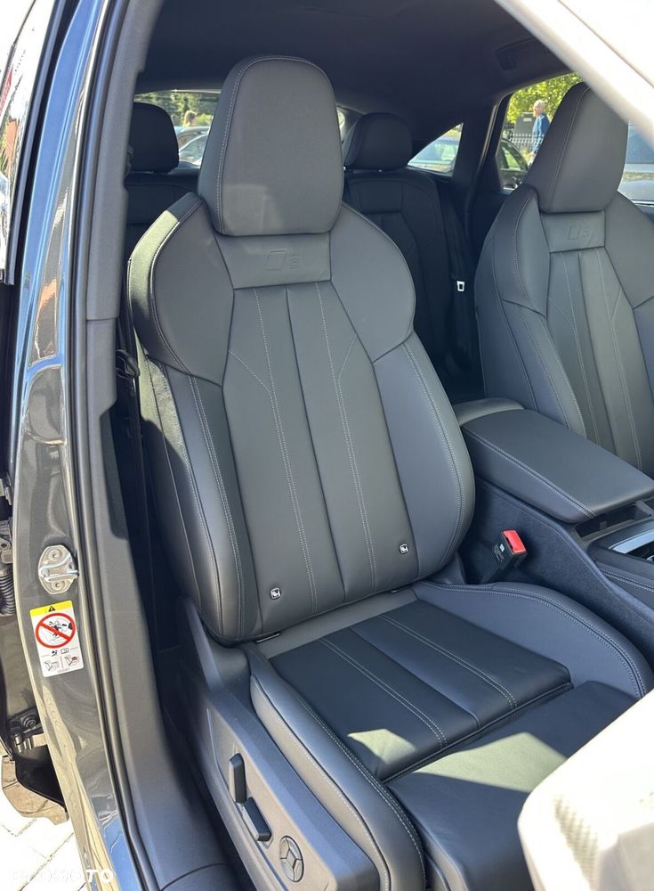 Audi Q5 Sportback - 24