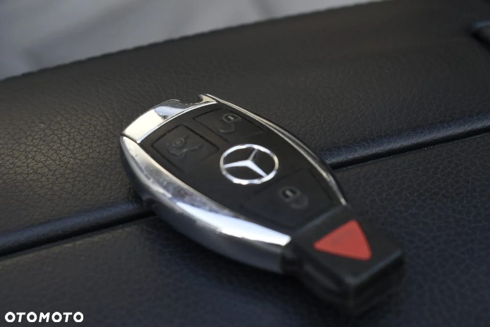 Mercedes-Benz Klasa E 350 4Matic 7G-TRONIC - 20