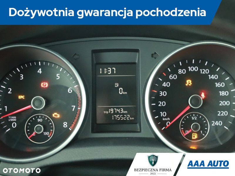 Volkswagen Golf - 10