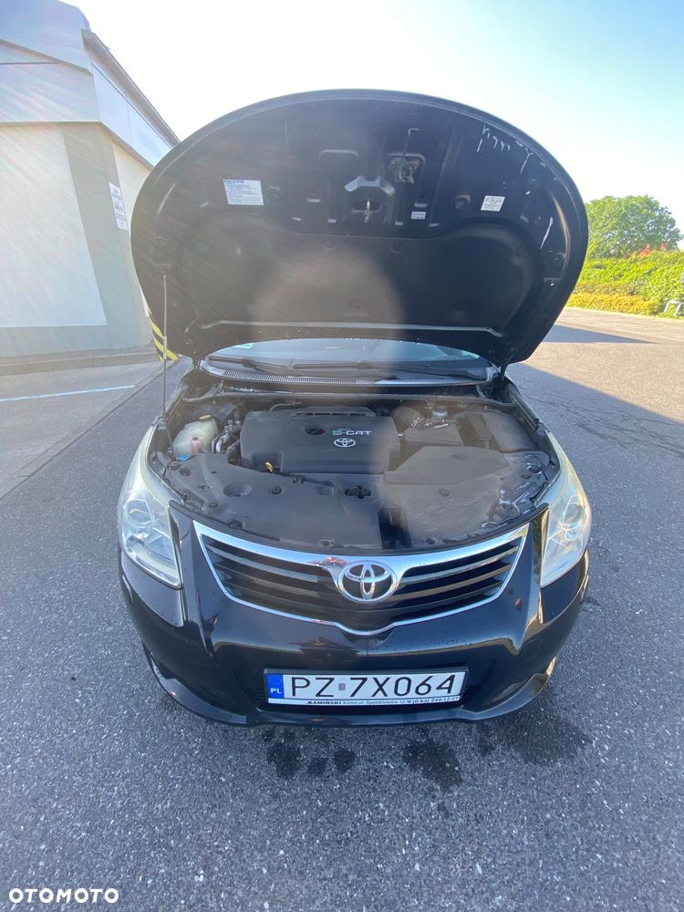 Toyota Avensis - 14