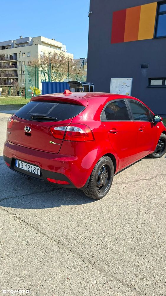 Kia Rio 1.2 Attract - 21