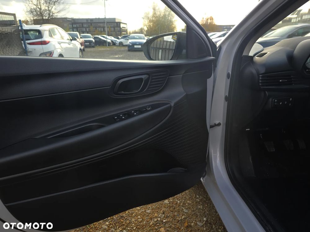 Hyundai i20 1.2 Modern - 10