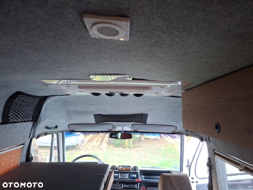 Mercedes-Benz 307 kaczka kamper 4x4 - 3