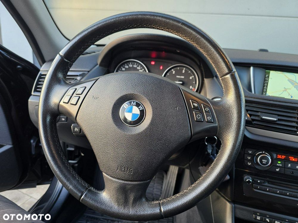 BMW X1 xDrive18d - 9