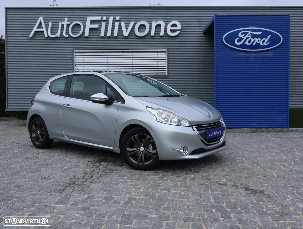 Peugeot 208 e-HDi FAP 115 Stop&Start Intuitive - 1