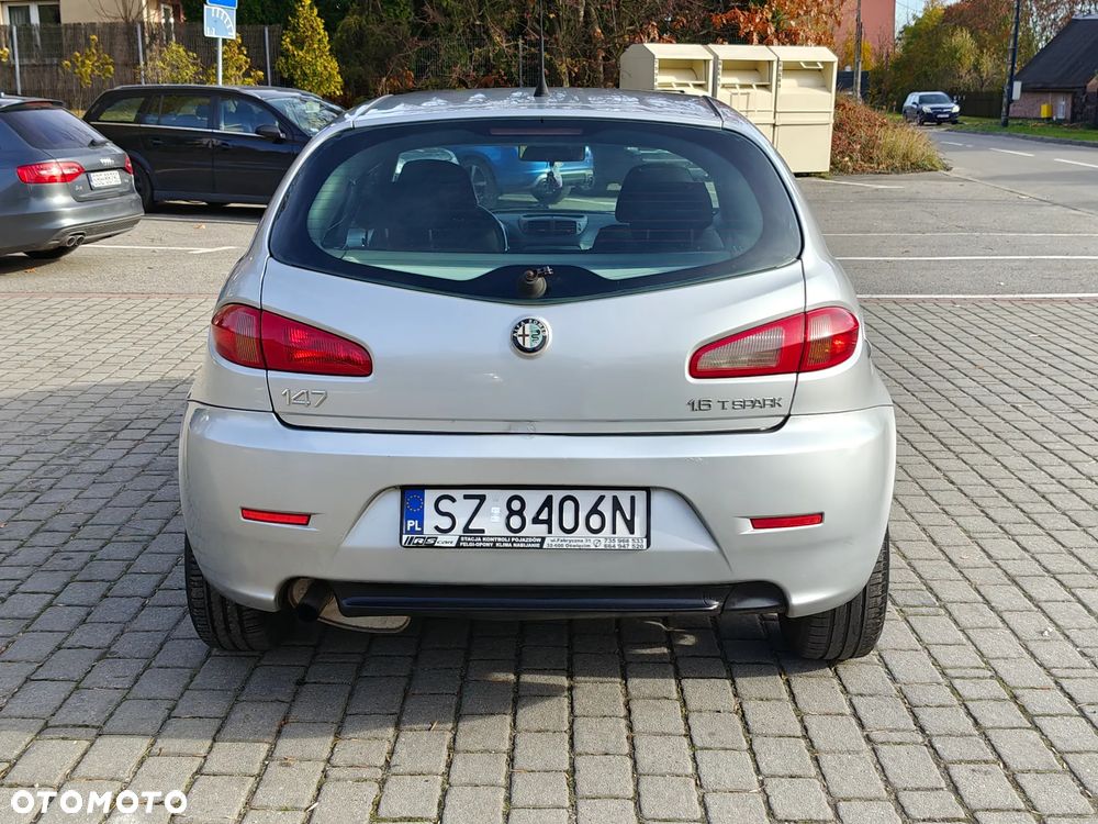 Alfa Romeo 147 1.6 Twin Spark 16V 120 - 13