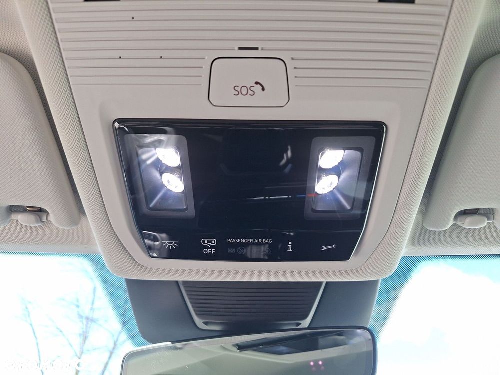 Volkswagen T-Roc 1.5 TSI Style DSG - 25