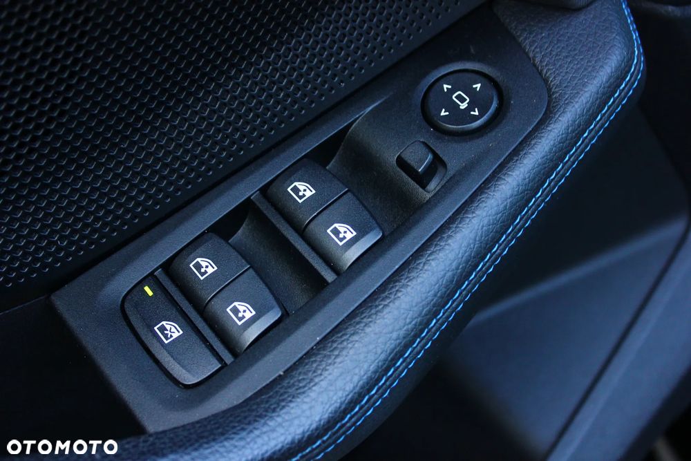 BMW Seria 2 218d M Sport sport - 30